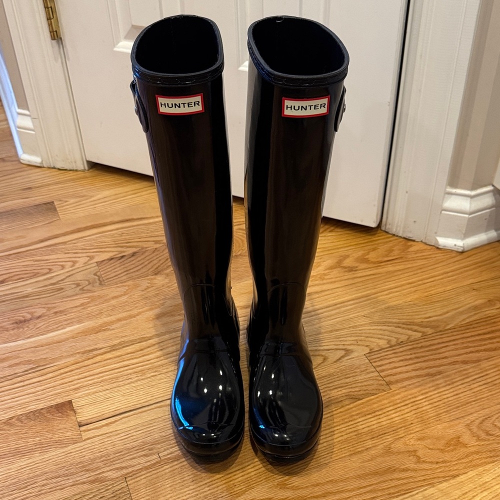 Hunter Glossy Black Knee-High Boots